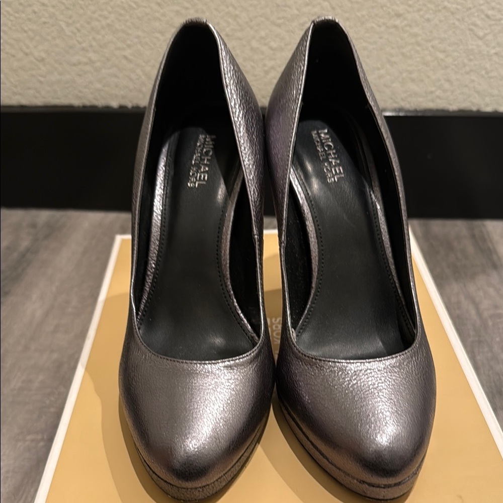 Michael Kors Silver Heels with Rounded Toe